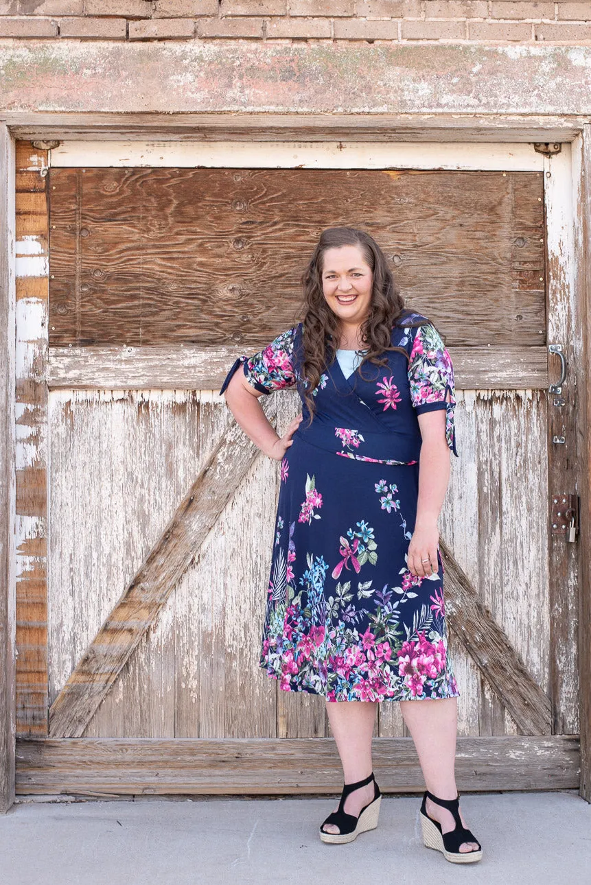 Flower Garden Plus Size Dress (Navy)